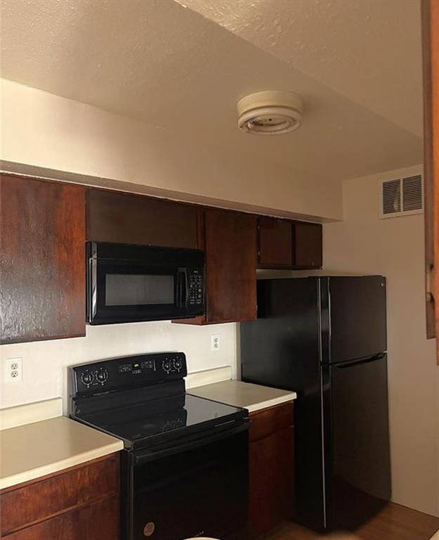 12905 Woodforest Boulevard #104, Houston, Texas image 11