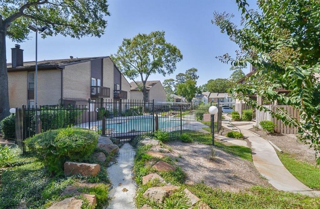 12905 Woodforest Boulevard #104, Houston, Texas image 13