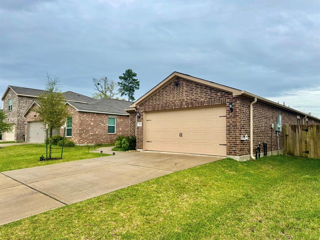 22043 Rocky Reserve Drive, Hockley, Texas image 4