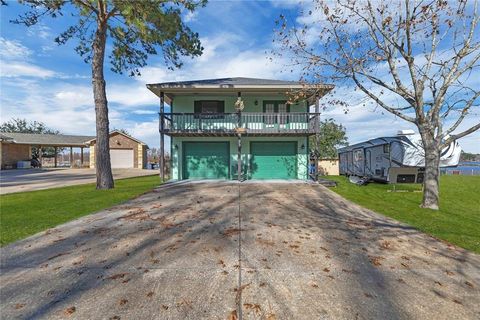 Single Family Residence in Trinity TX 75 Lakeway Drive.jpg