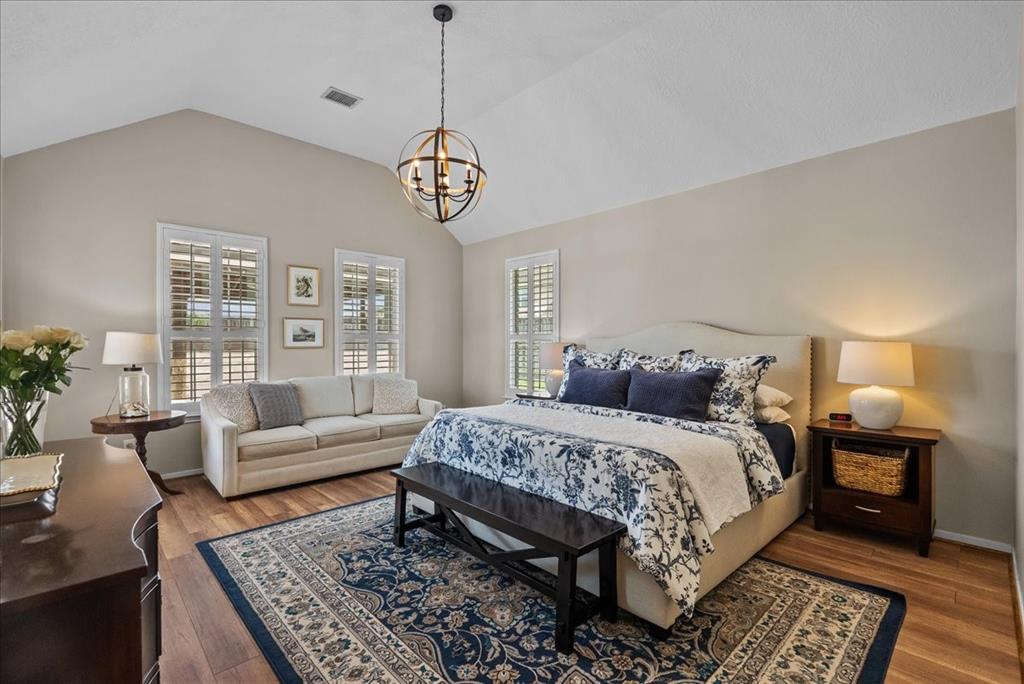 2839 Martina Drive, Friendswood, Texas image 18