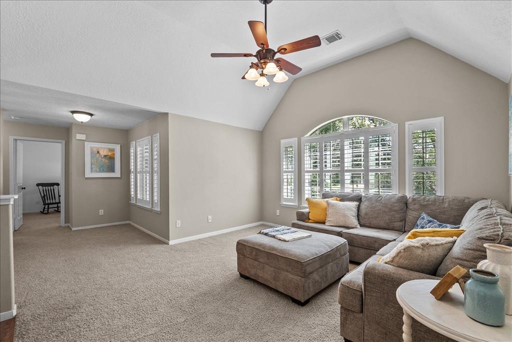 2839 Martina Drive, Friendswood, Texas image 23
