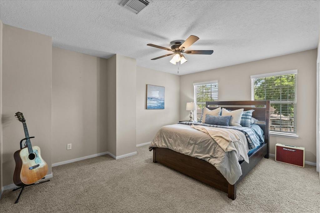 2839 Martina Drive, Friendswood, Texas image 28