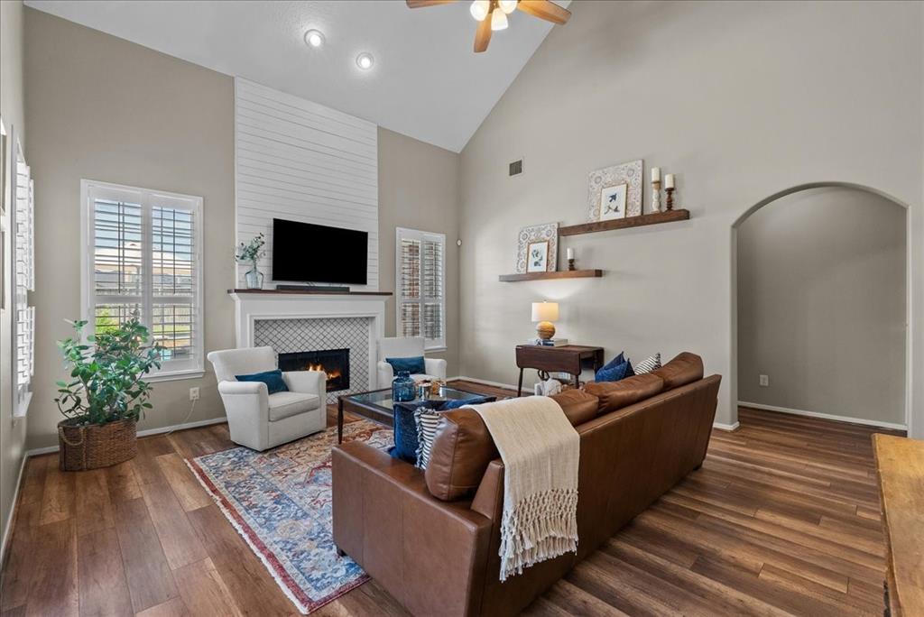 2839 Martina Drive, Friendswood, Texas image 6