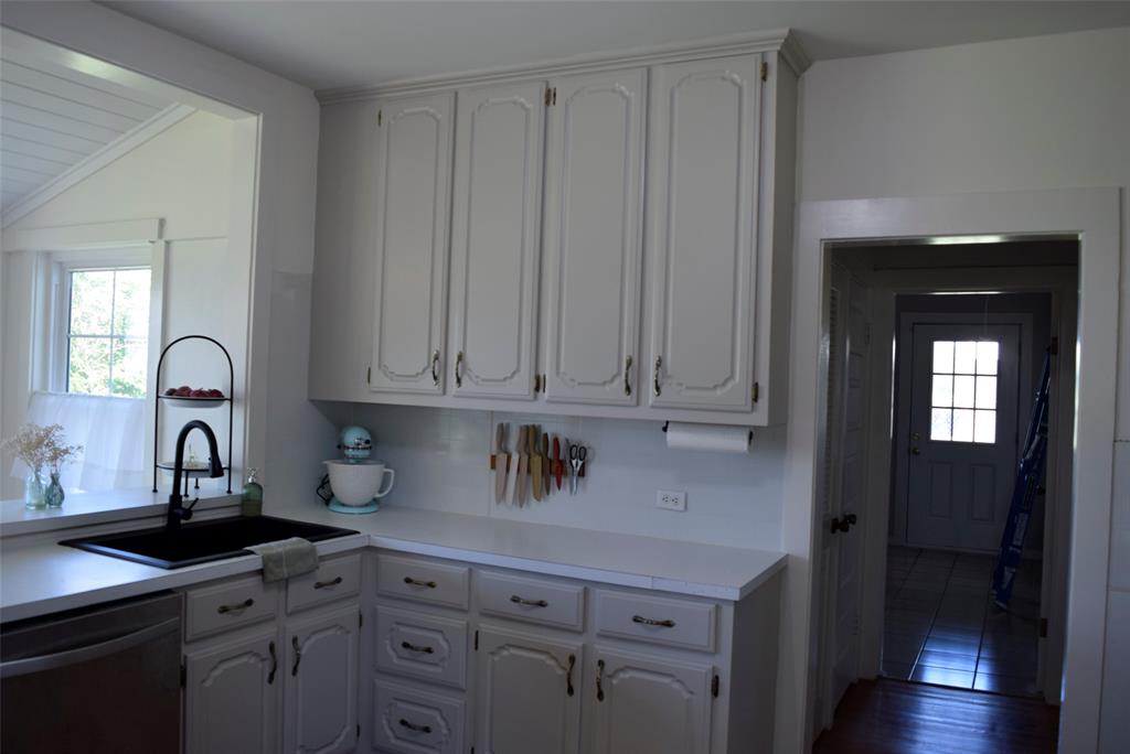 210 County Road 410, Bay City, Texas image 17