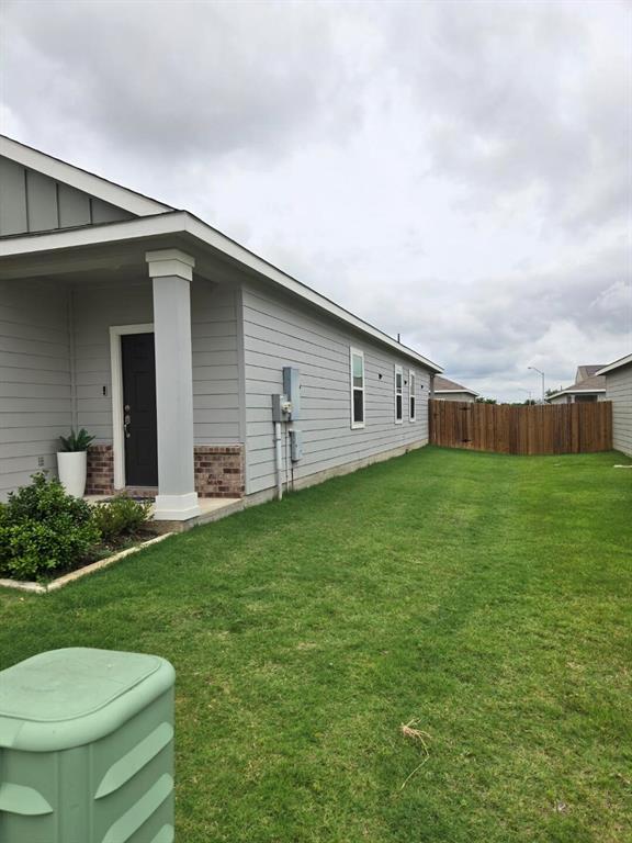 117 Peony Lane, Jarrell, Texas image 5