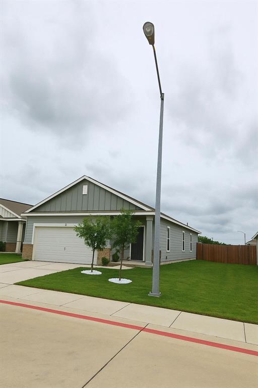 117 Peony Lane, Jarrell, Texas image 1