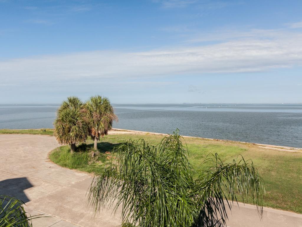 23022 Chiquita Street, Galveston, Texas image 5