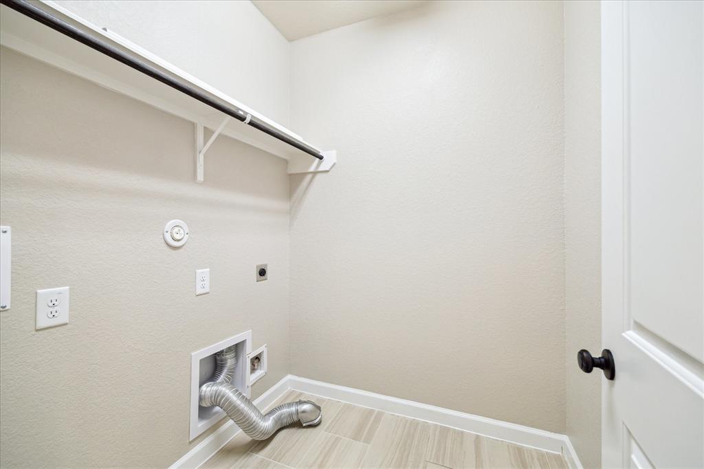 415 Beach Rose Crossing, Crosby, Texas image 19