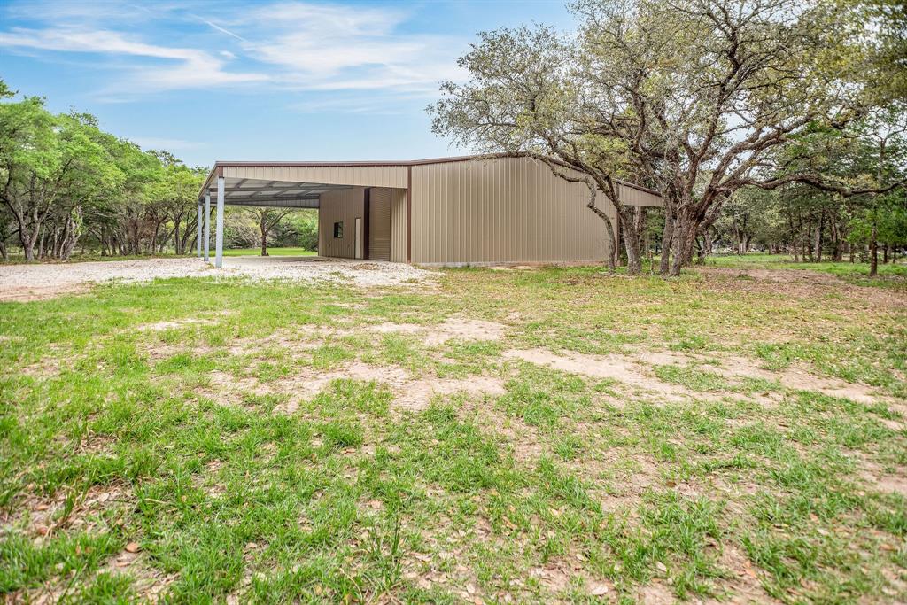 352 N Cr 1301 Street, Edna, Texas image 4