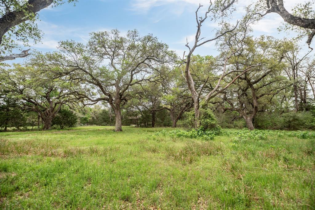 352 N Cr 1301 Street, Edna, Texas image 26