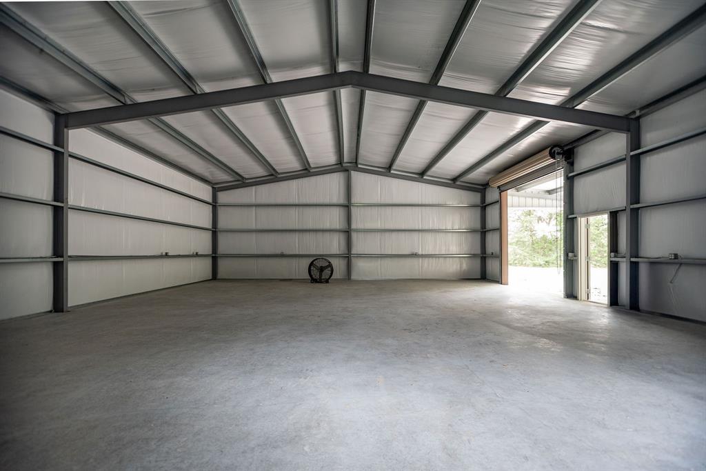 352 N Cr 1301 Street, Edna, Texas image 9