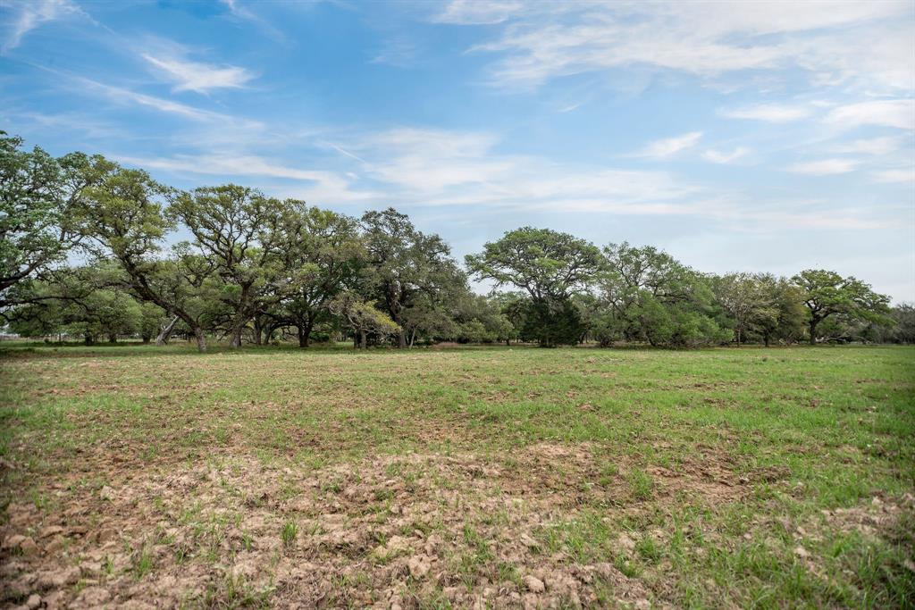 352 N Cr 1301 Street, Edna, Texas image 29