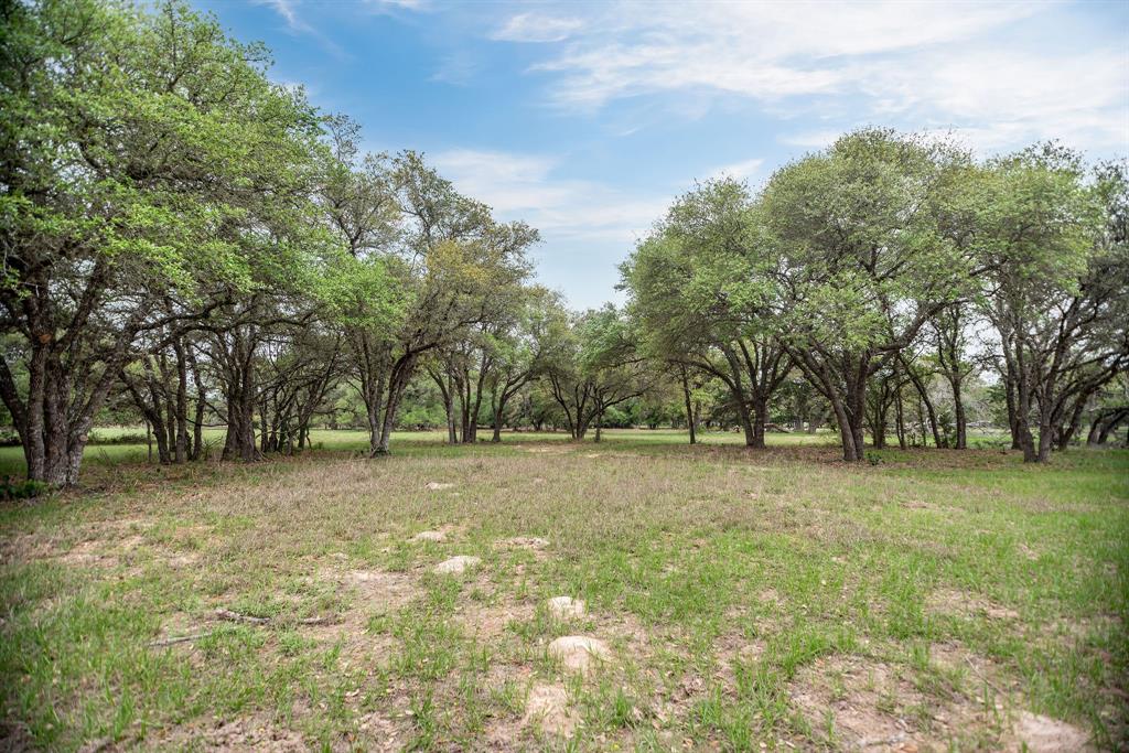 352 N Cr 1301 Street, Edna, Texas image 21