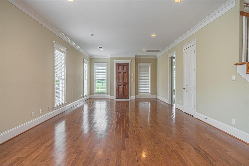 6 Barque Lane