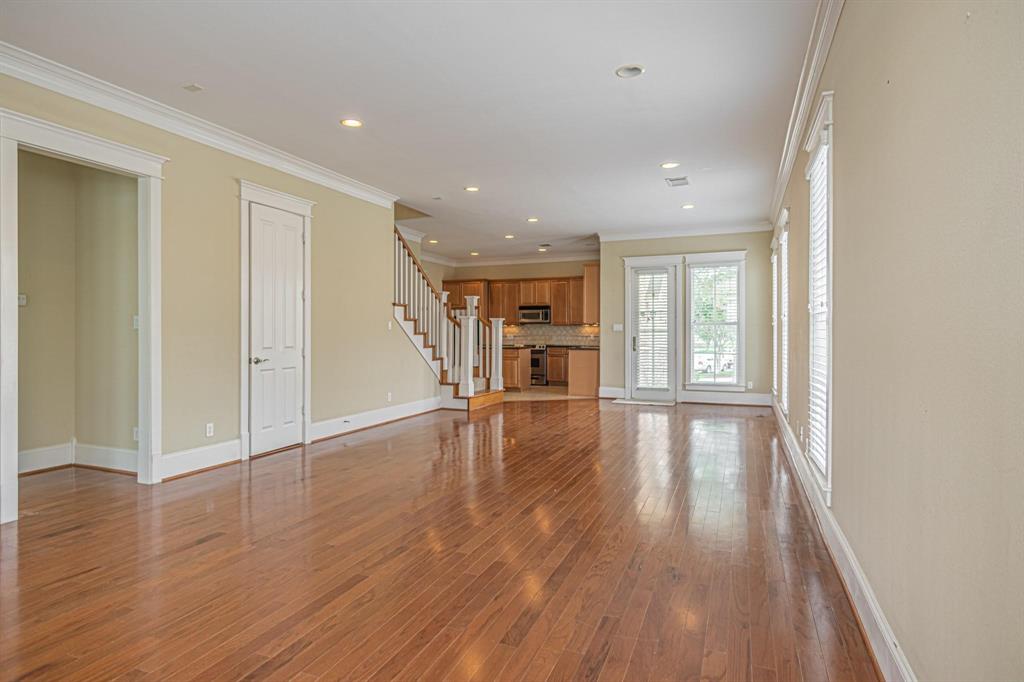 6 Barque Lane