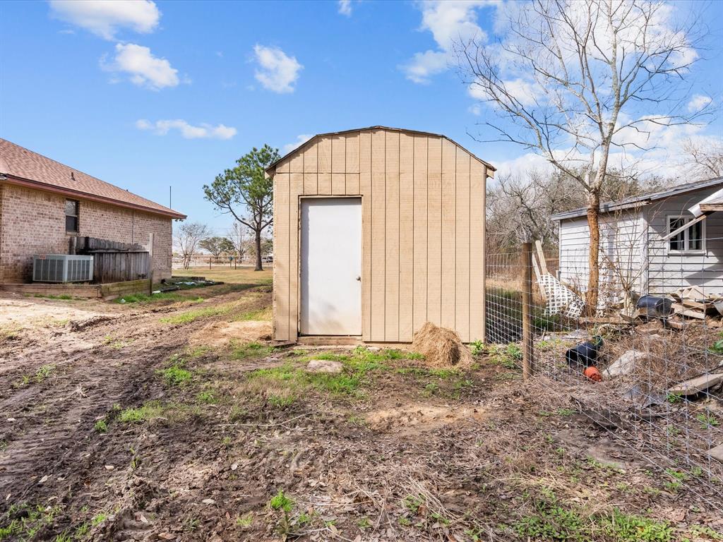 11725 Country Side Drive, Rosharon, Texas image 33