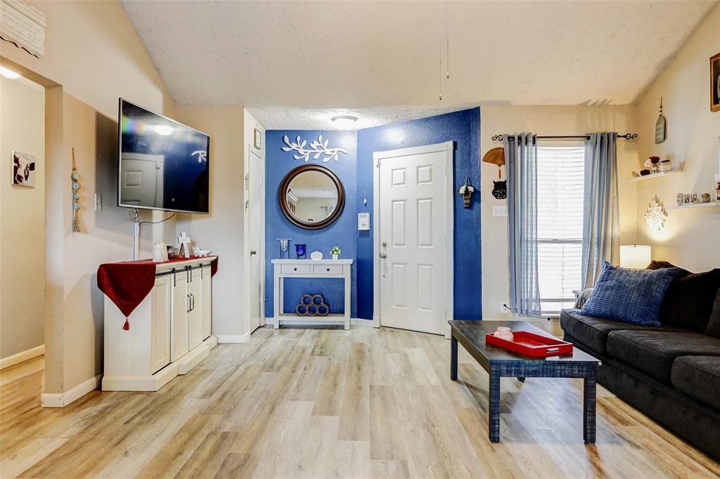 22110 Calderbrook Drive, Katy, Texas image 6