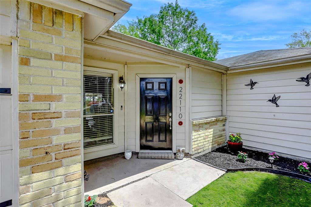22110 Calderbrook Drive, Katy, Texas image 3