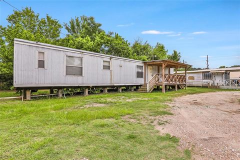 Photo of 10821 Highway 150 #7, Shepherd, TX 77371 (MLS # 75062557)