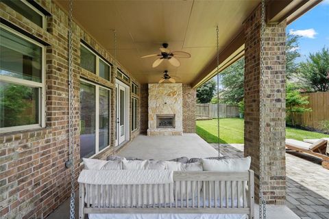 Single Family Residence in Conroe TX 71 Chestnut Meadow Dr Dr 31.jpg