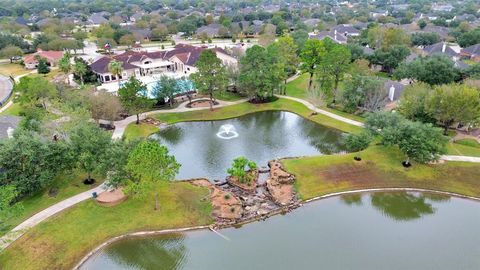 A home in Pearland