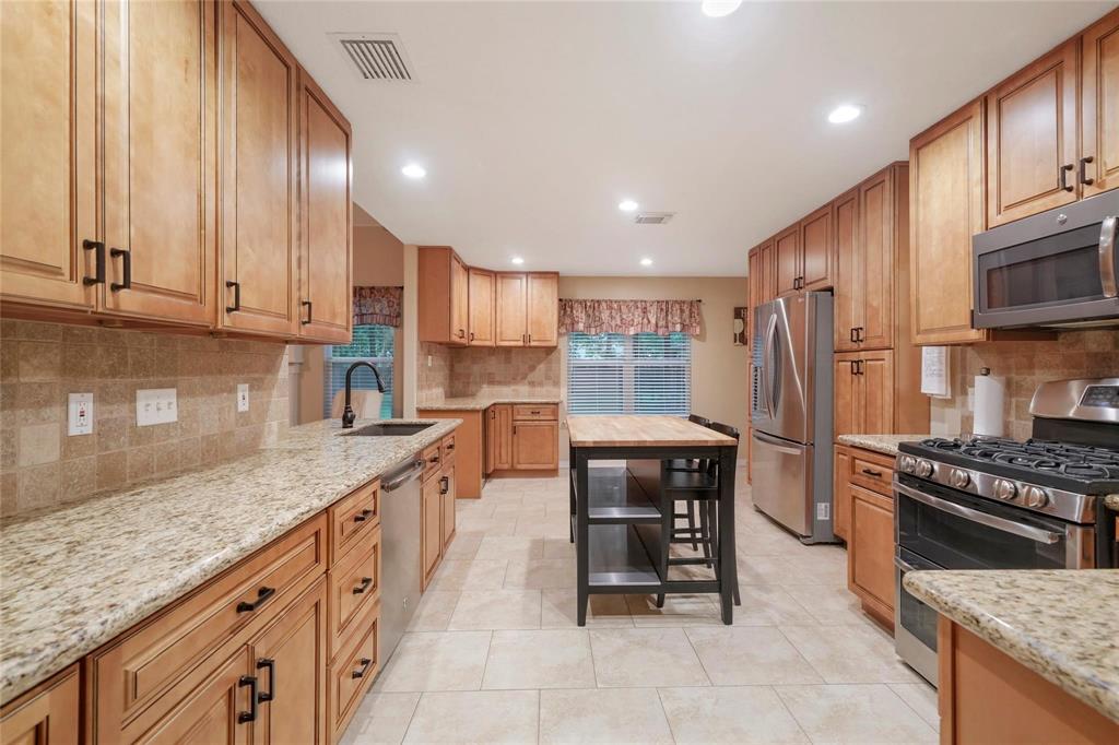 515 Box Elder Drive, Magnolia, Texas image 28