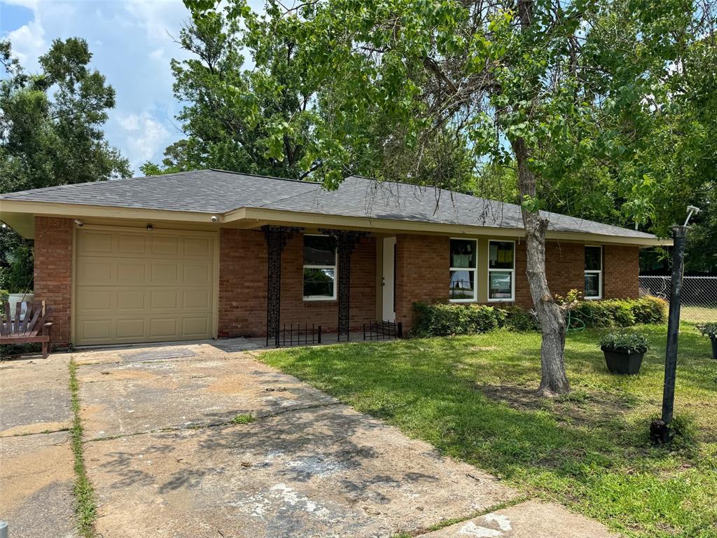 8117 Snowden Street, Houston, Texas image 21