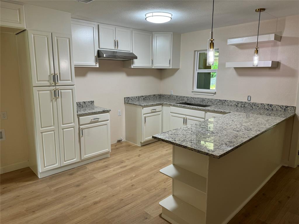 8117 Snowden Street, Houston, Texas image 6