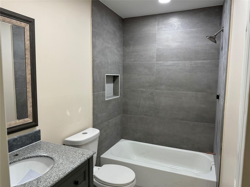 8117 Snowden Street, Houston, Texas image 22