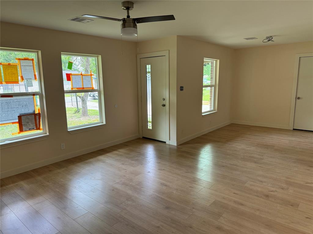 8117 Snowden Street, Houston, Texas image 8