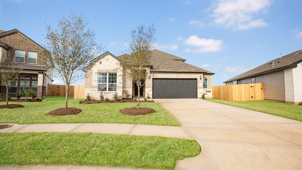 3069 Mistflower Trail, Brookshire, Texas image 2