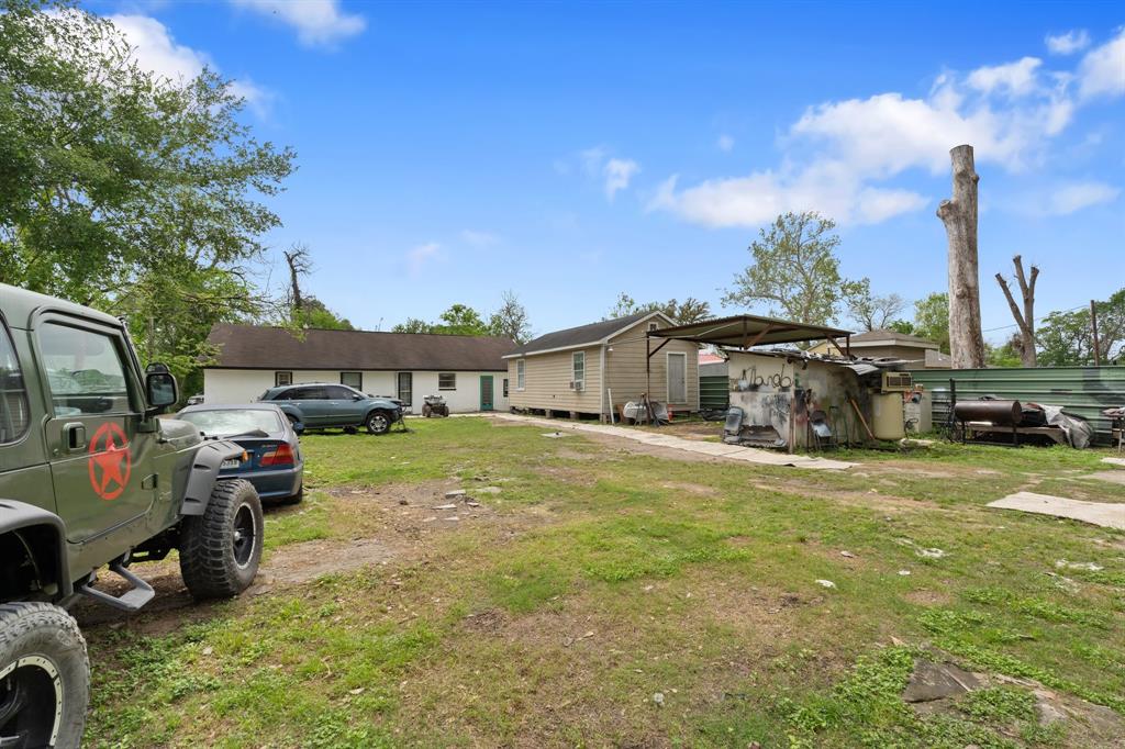 209 Airway Drive, Houston, Texas image 31