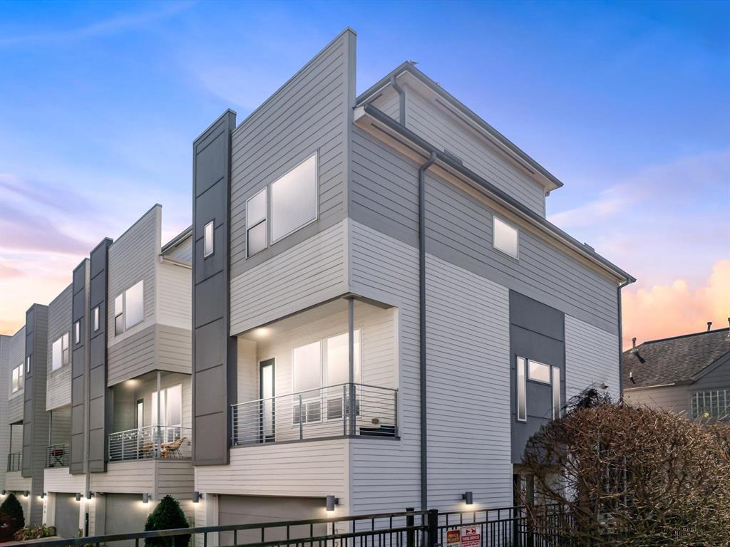 302 Eado Park Circle, Houston, Texas image 2