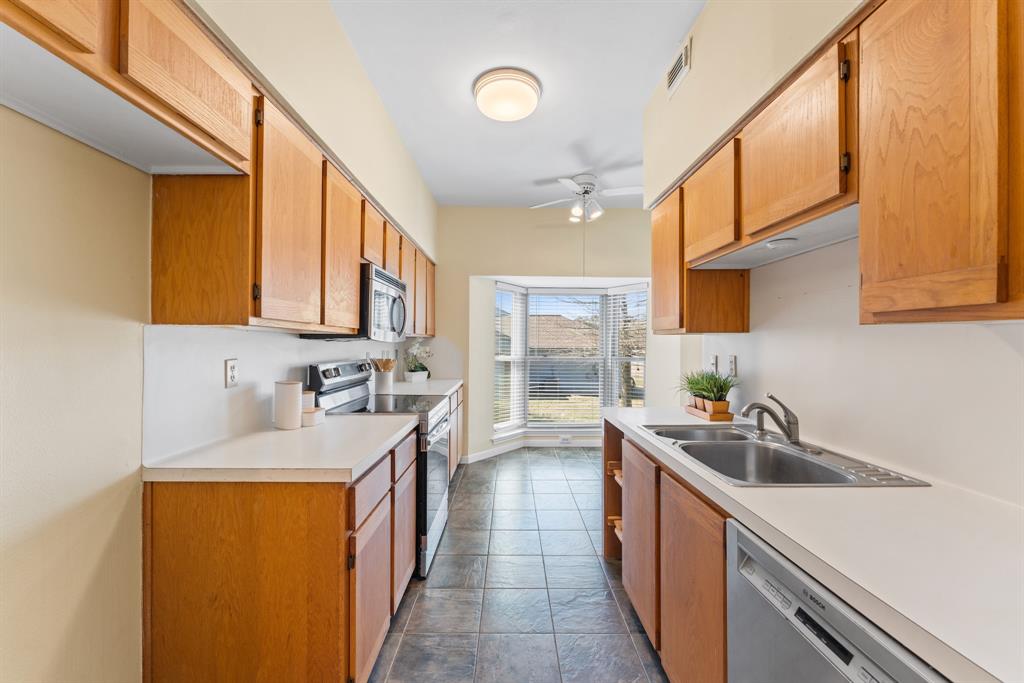 2601 S Broadway Street #14, La Porte, Texas image 11