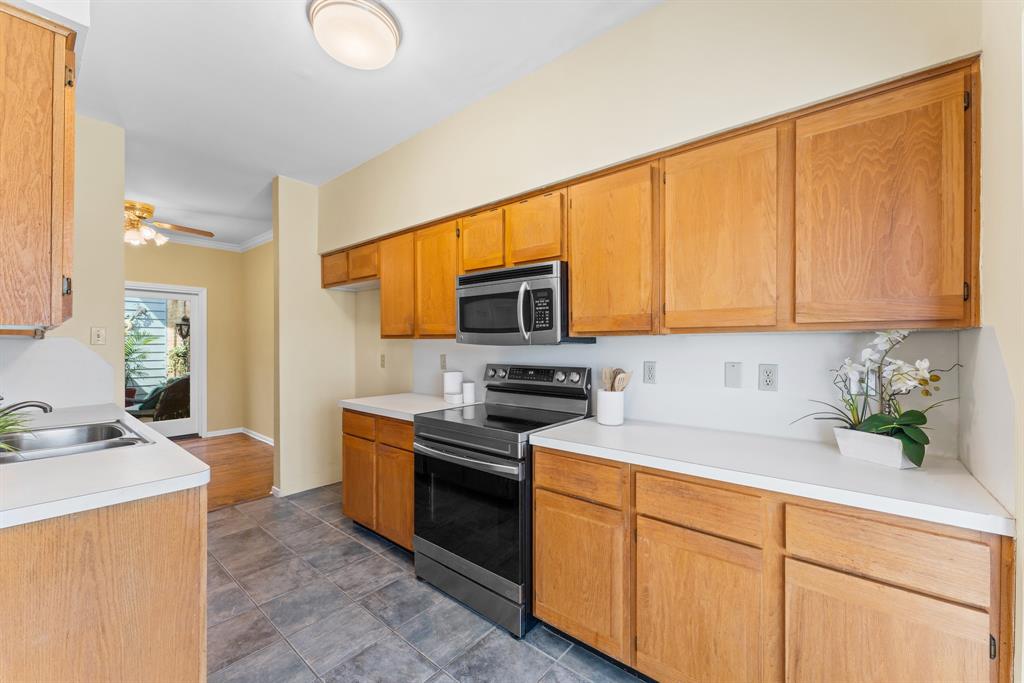 2601 S Broadway Street #14, La Porte, Texas image 12