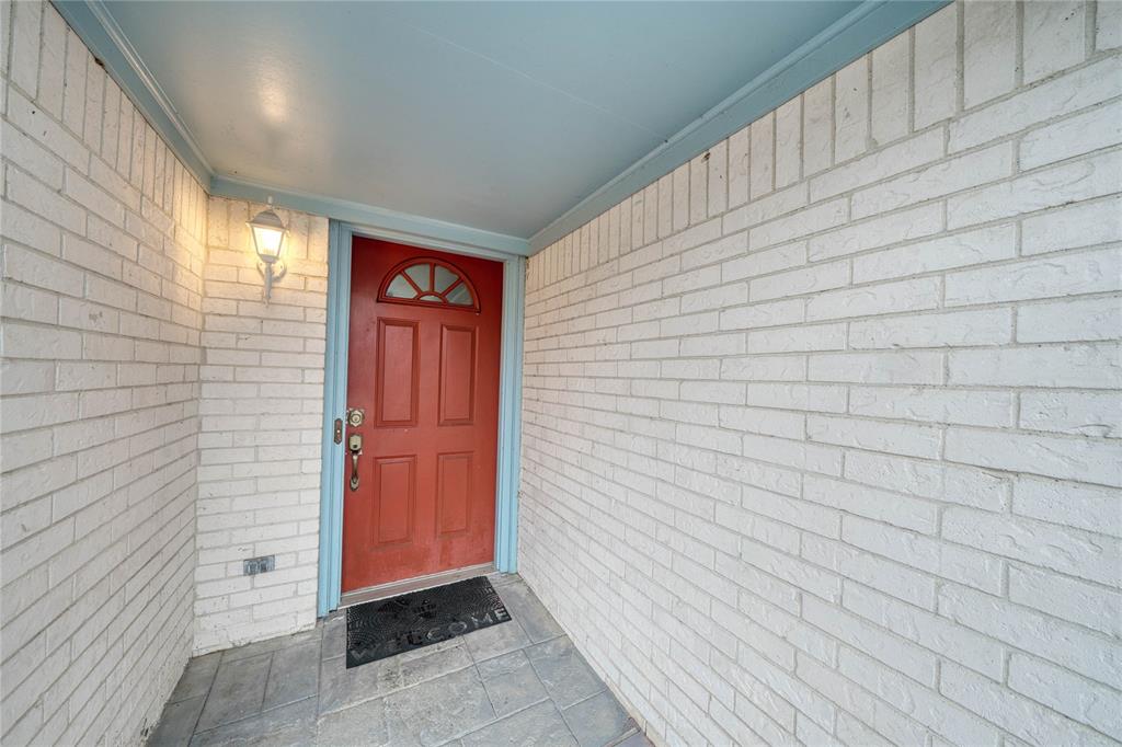 900 Birdsong Drive, Baytown, Ohio image 7