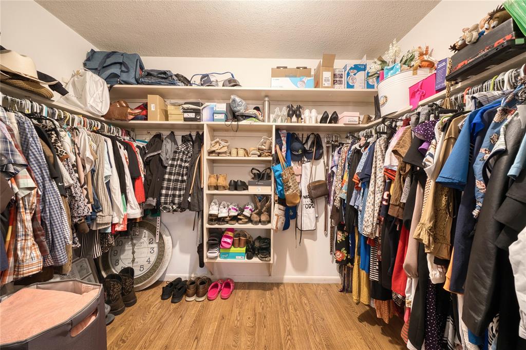 900 Birdsong Drive, Baytown, Ohio image 27