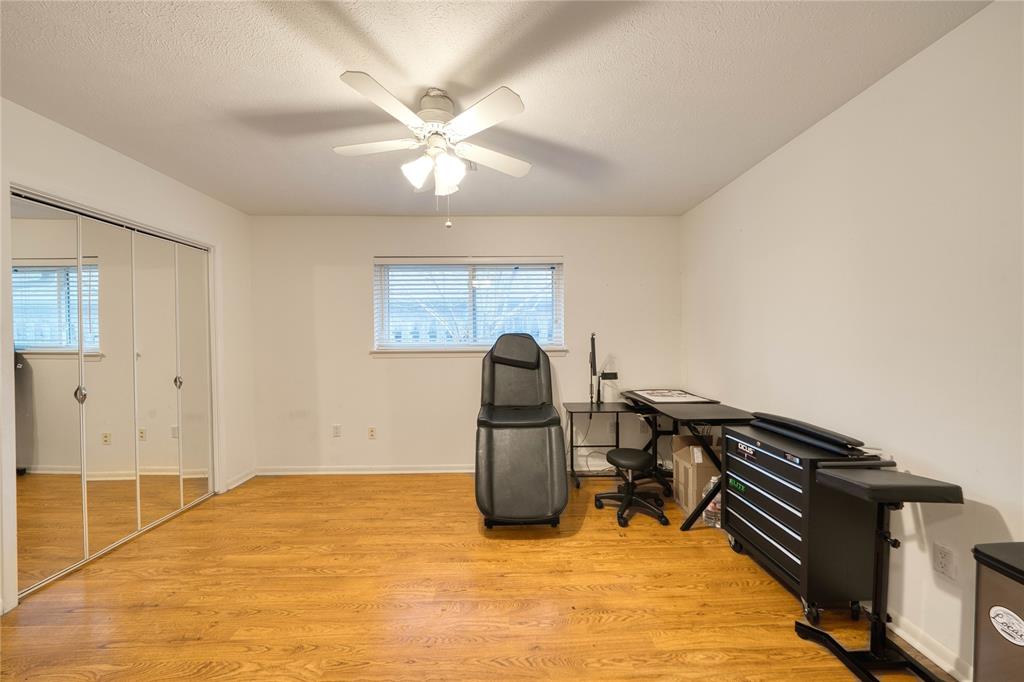 900 Birdsong Drive, Baytown, Ohio image 21