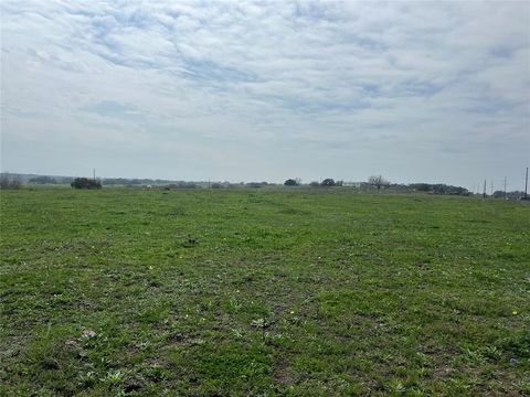 Vacant Land For Sale - TBD Us Hwy 77 South<br/> Yoakum, TX 77995