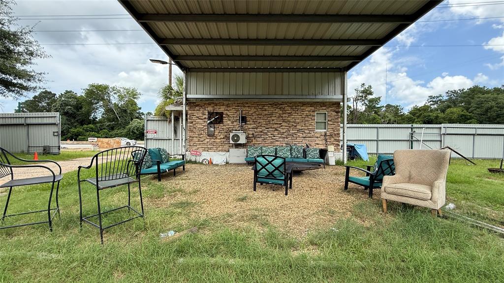 22380 Highway 105 Highway