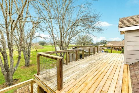 A home in Angleton