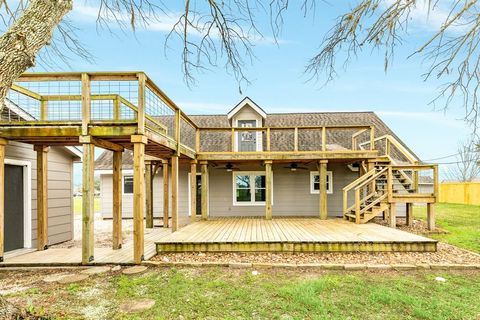 A home in Angleton