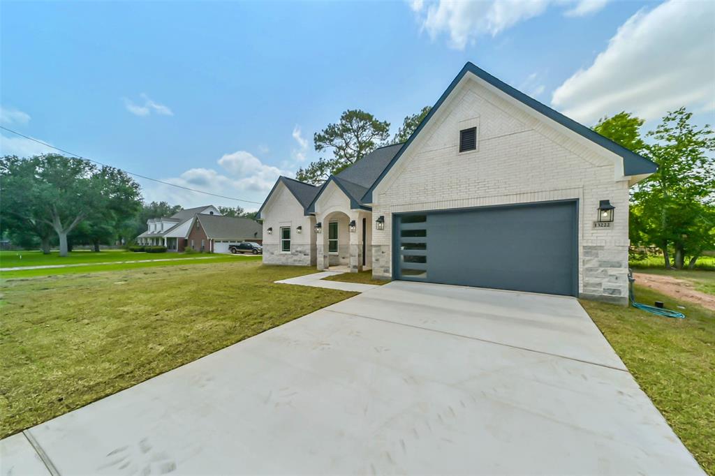 13222 Muzny Street, Needville, Texas image 3