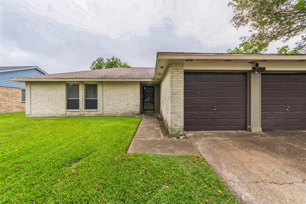 7618 Breda Drive, Baytown, Texas image 3