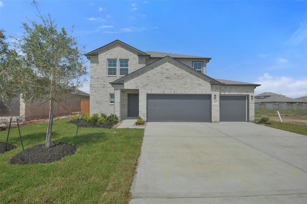 67 Leon Way, Dayton, Texas image 1