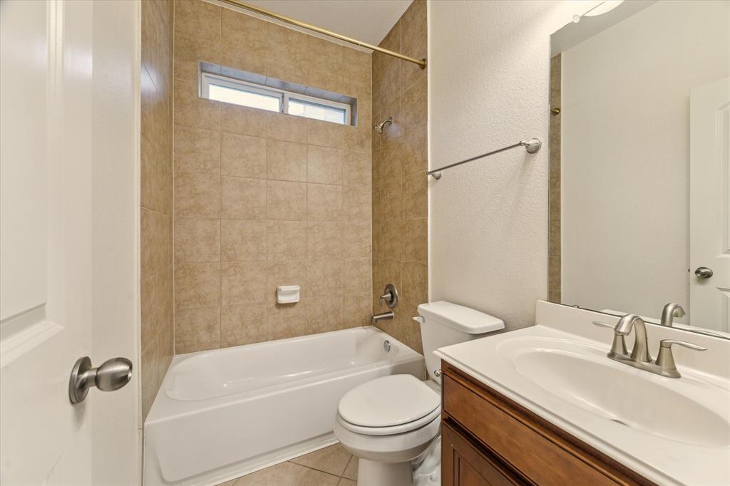 28314 Shining Creek Lane, Spring, Texas image 24