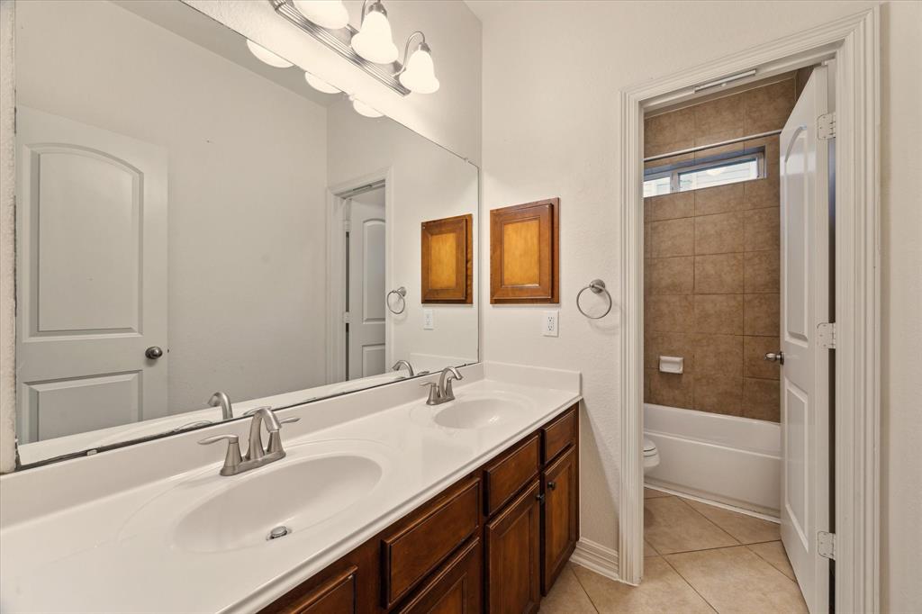 28314 Shining Creek Lane, Spring, Texas image 22
