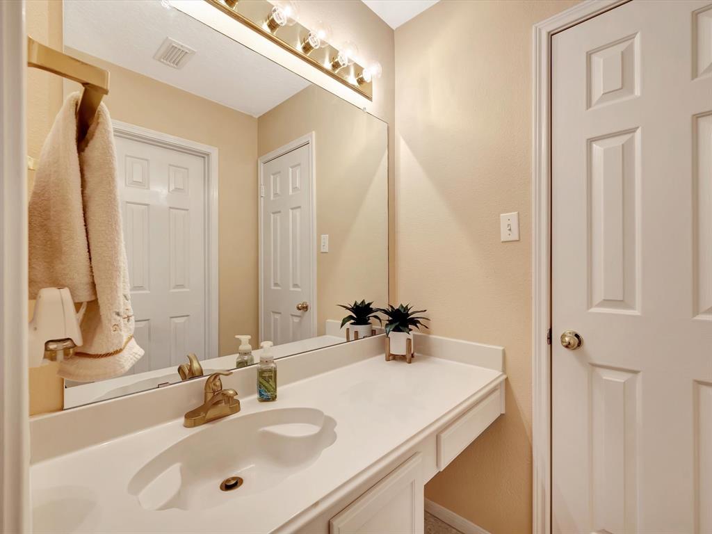 4011 Hallmark Fair Court, Pasadena, Texas image 31