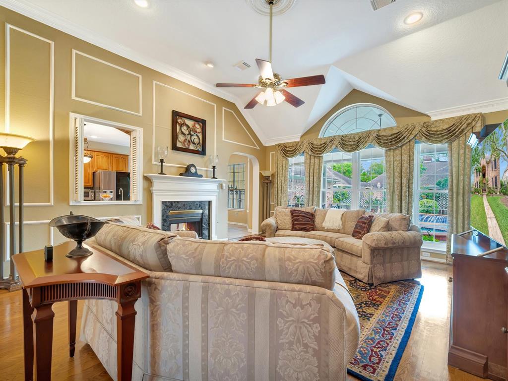 4011 Hallmark Fair Court, Pasadena, Texas image 11